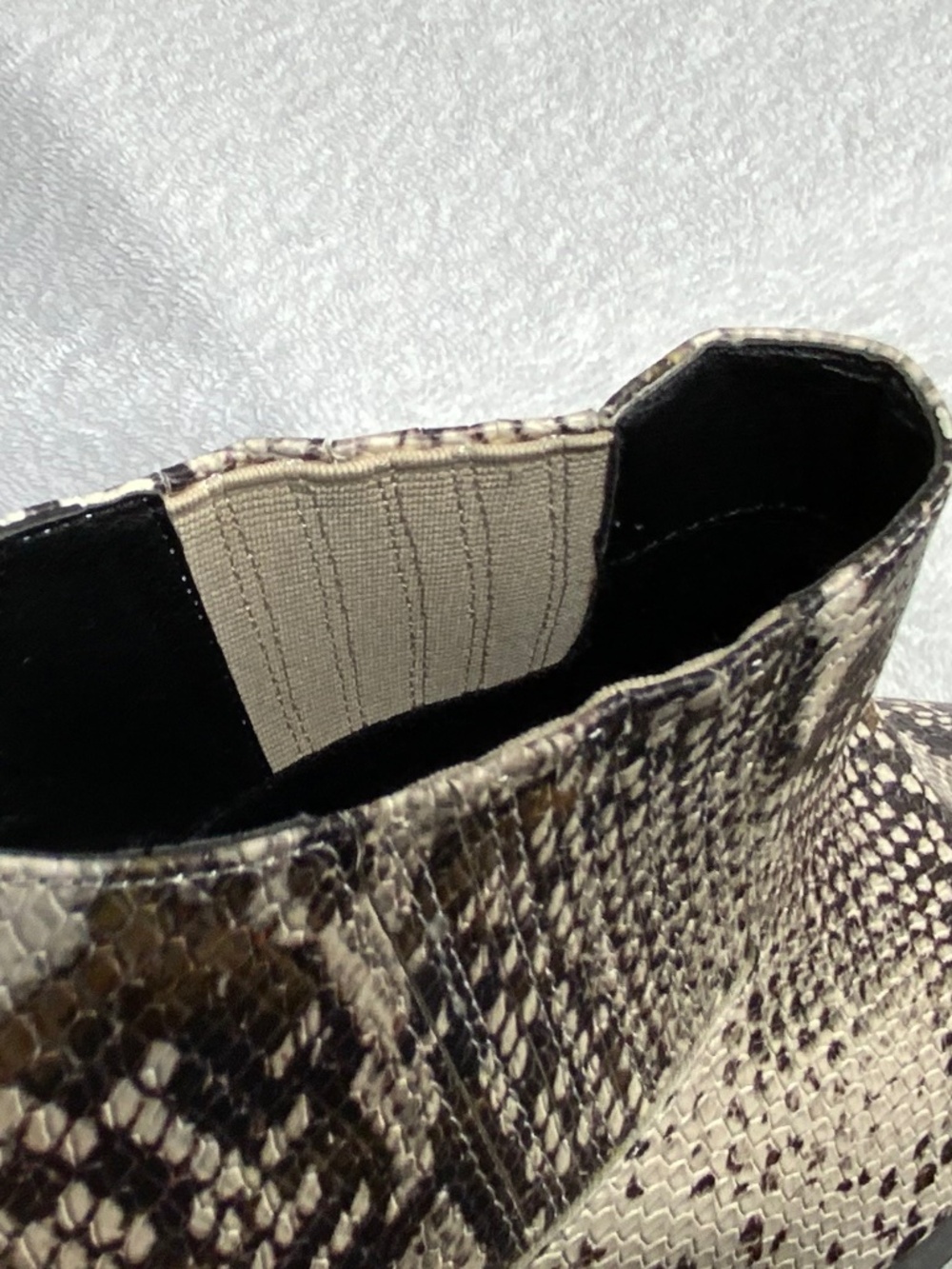 NWT - Steve Madden Snakeskin Lottie Bootie - Size 8.5 - Picture 8 of 12